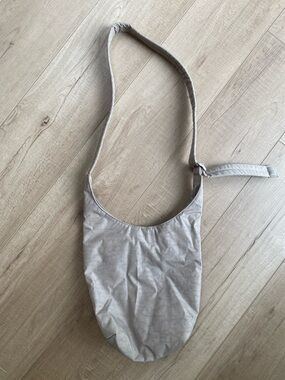 BAGGU Shoulder Bag in Light Gray